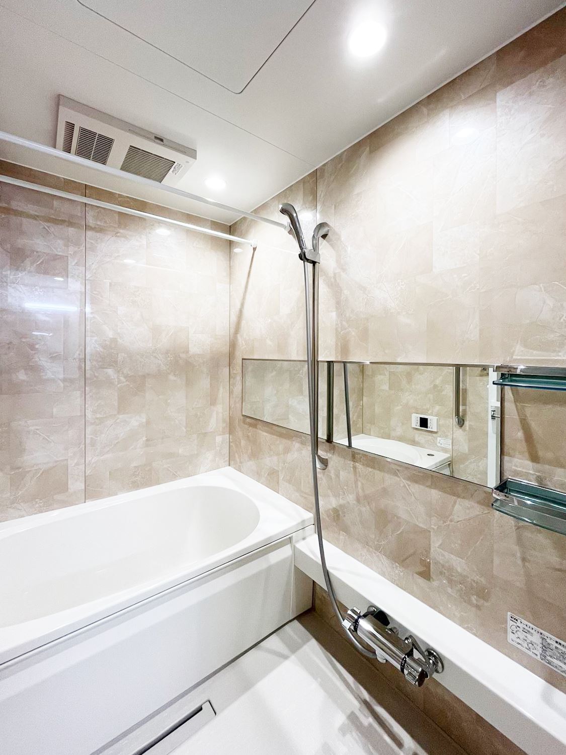 シャワールーム