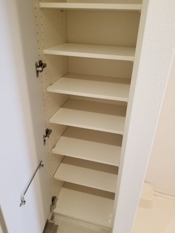 収納