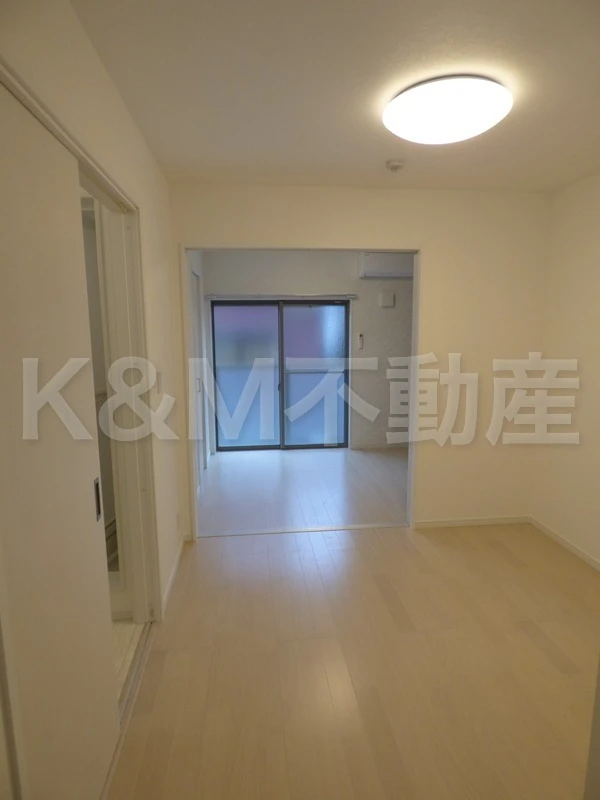 AJ南柏WestI 105 収納