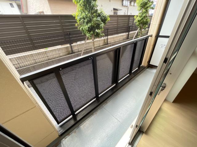 ロイヤル パピヨン 101 バルコニー