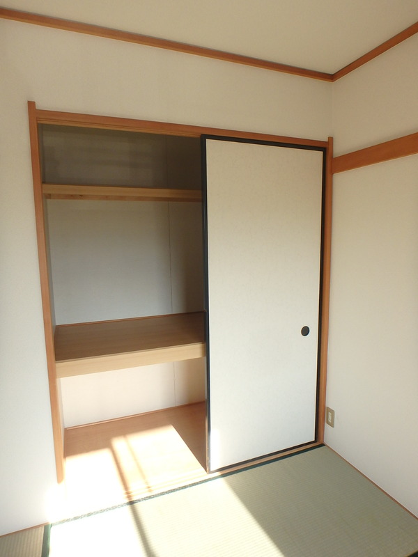 メゾネットプラザ南柏１号棟 1棟203 収納