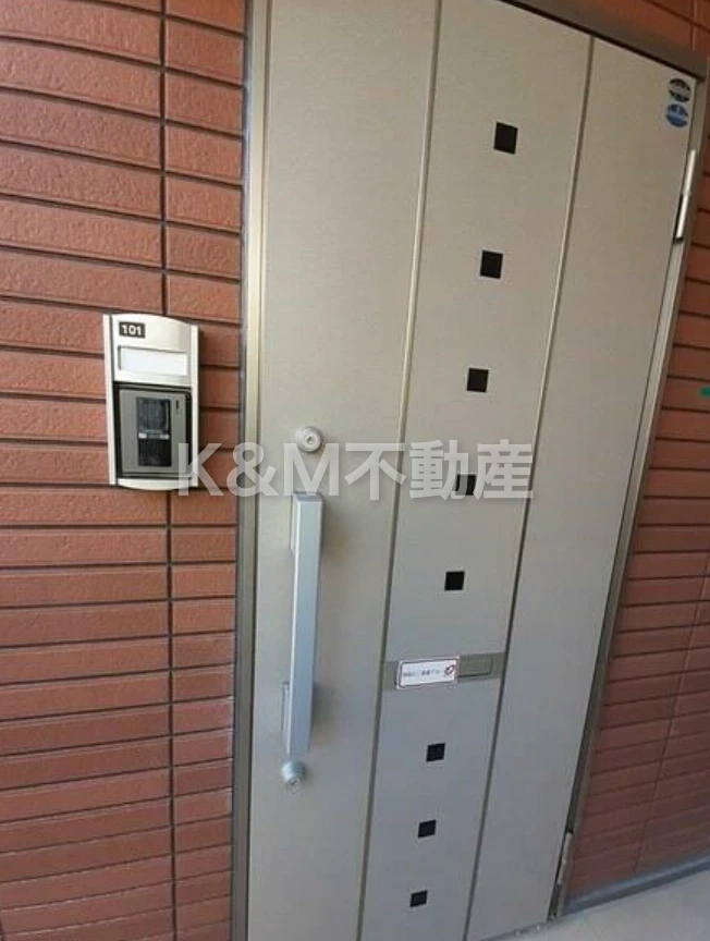 ソリヤ エスティⅡ 101 玄関