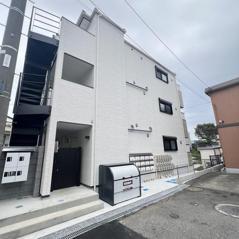 MELDIA柏 304 玄関