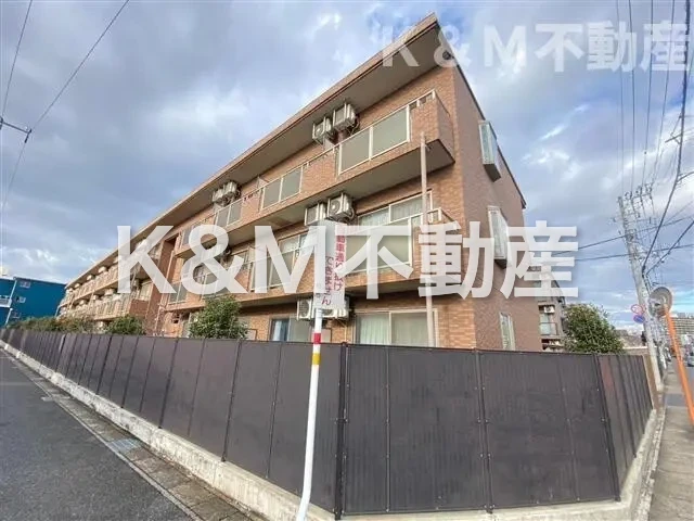 モアルヤタ藤 ２１０ 玄関