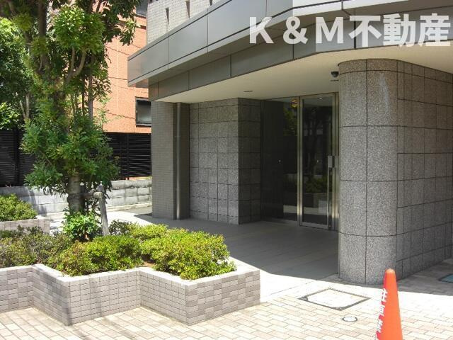プライム柏 ２０７ 玄関