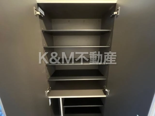 エスターテ 105 収納