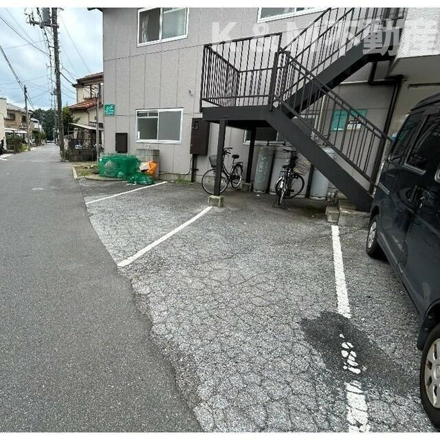 柏東ハイツ １０５ 駐車場