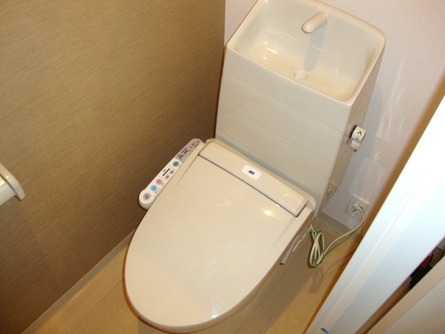 ロイヤル パピヨン 101 トイレ