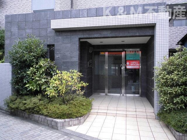 かじかわ １０７ 玄関