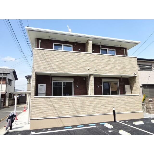 アドラシオン １０２ 外観