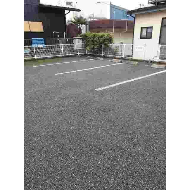 ジョリー柏 １０２ 駐車場