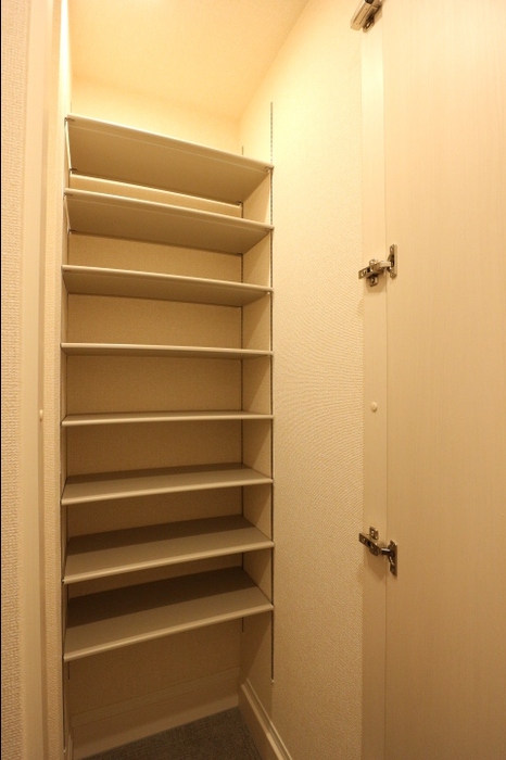 CASA DOS 301 収納
