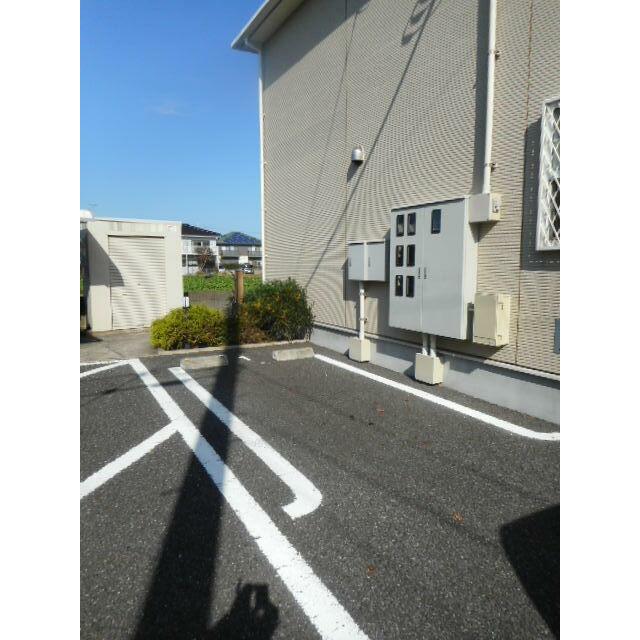 ユニゾン　スクエア 202 駐車場