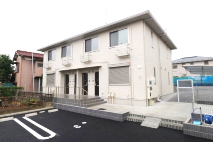 フェリス酒井根 I 101 玄関