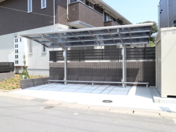 コンフォールコートII 106 駐車場