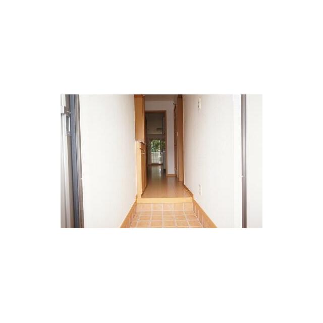 アルコ　イリス １０５ 玄関