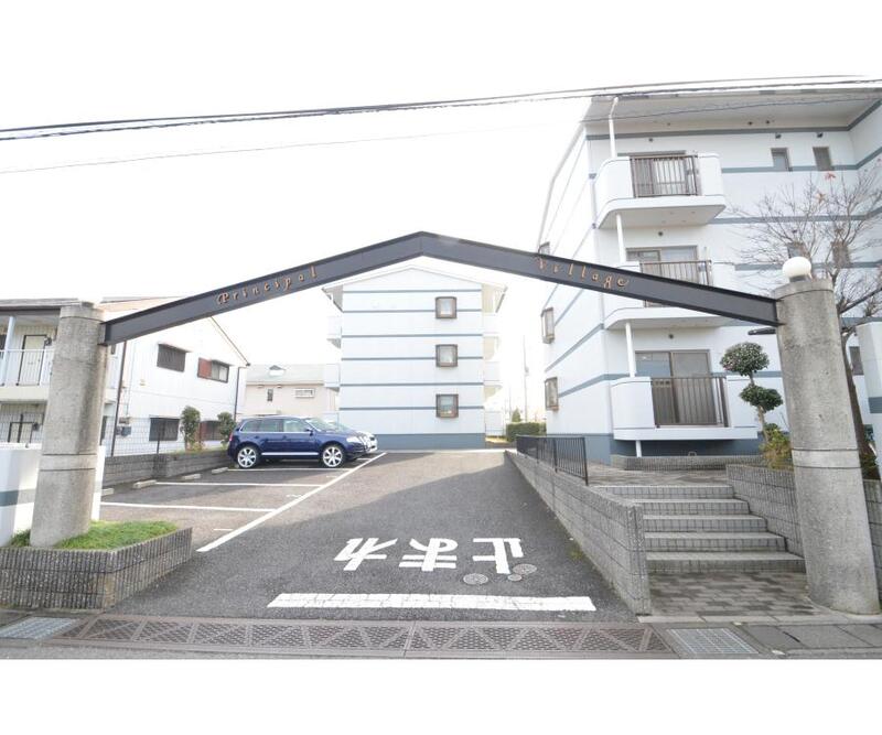 PRINCIPAL VILLAGE東館 302 玄関