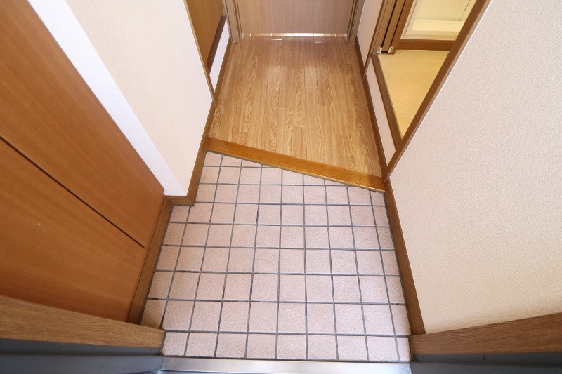チャームテラス222W 306 玄関