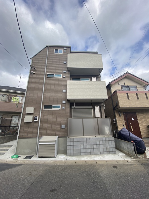 櫻 101 玄関