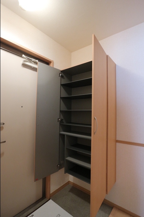 エシカルコート 205 玄関