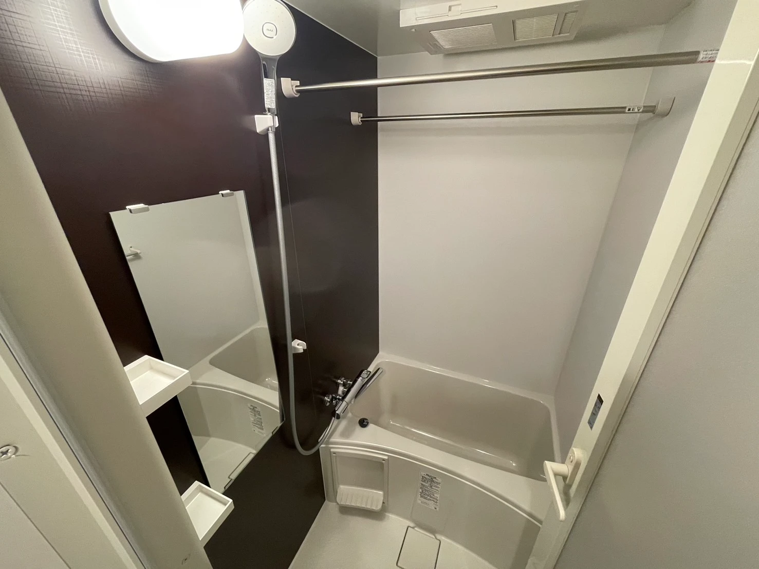 シャワールーム