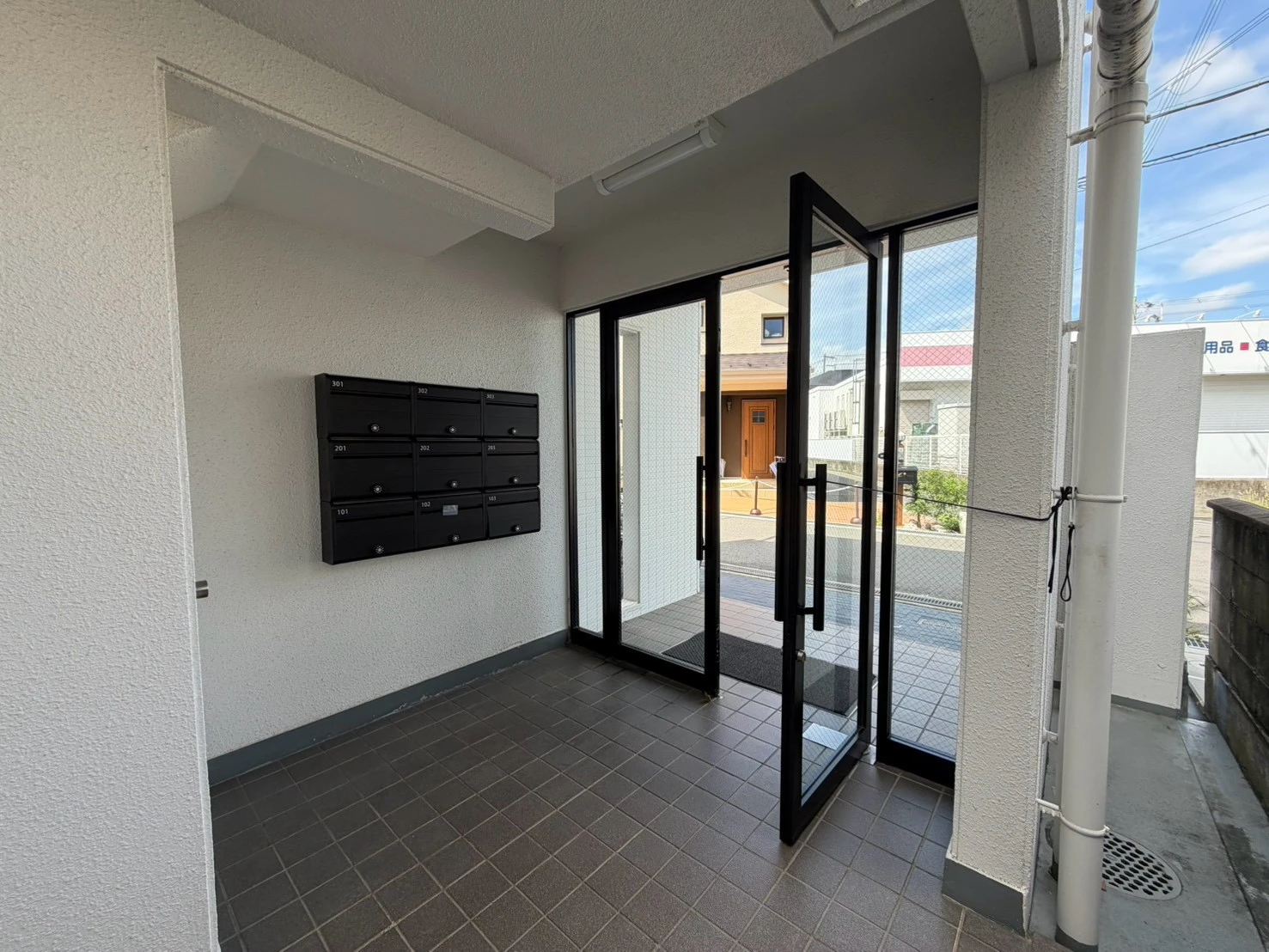 建物エントランス