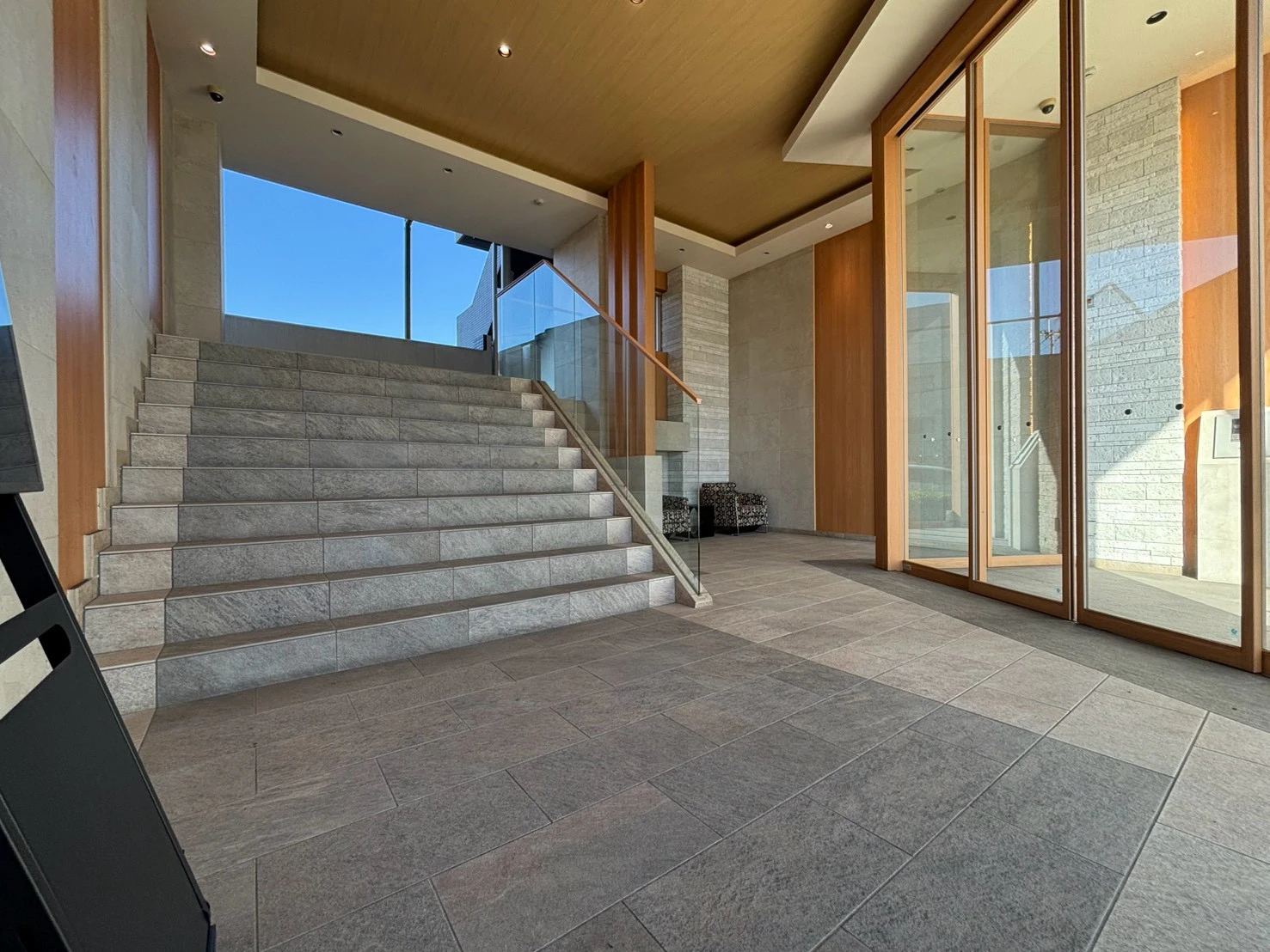 建物エントランス