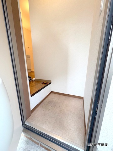 シャルマン西九条 102 - エントランス - サムネイル 12