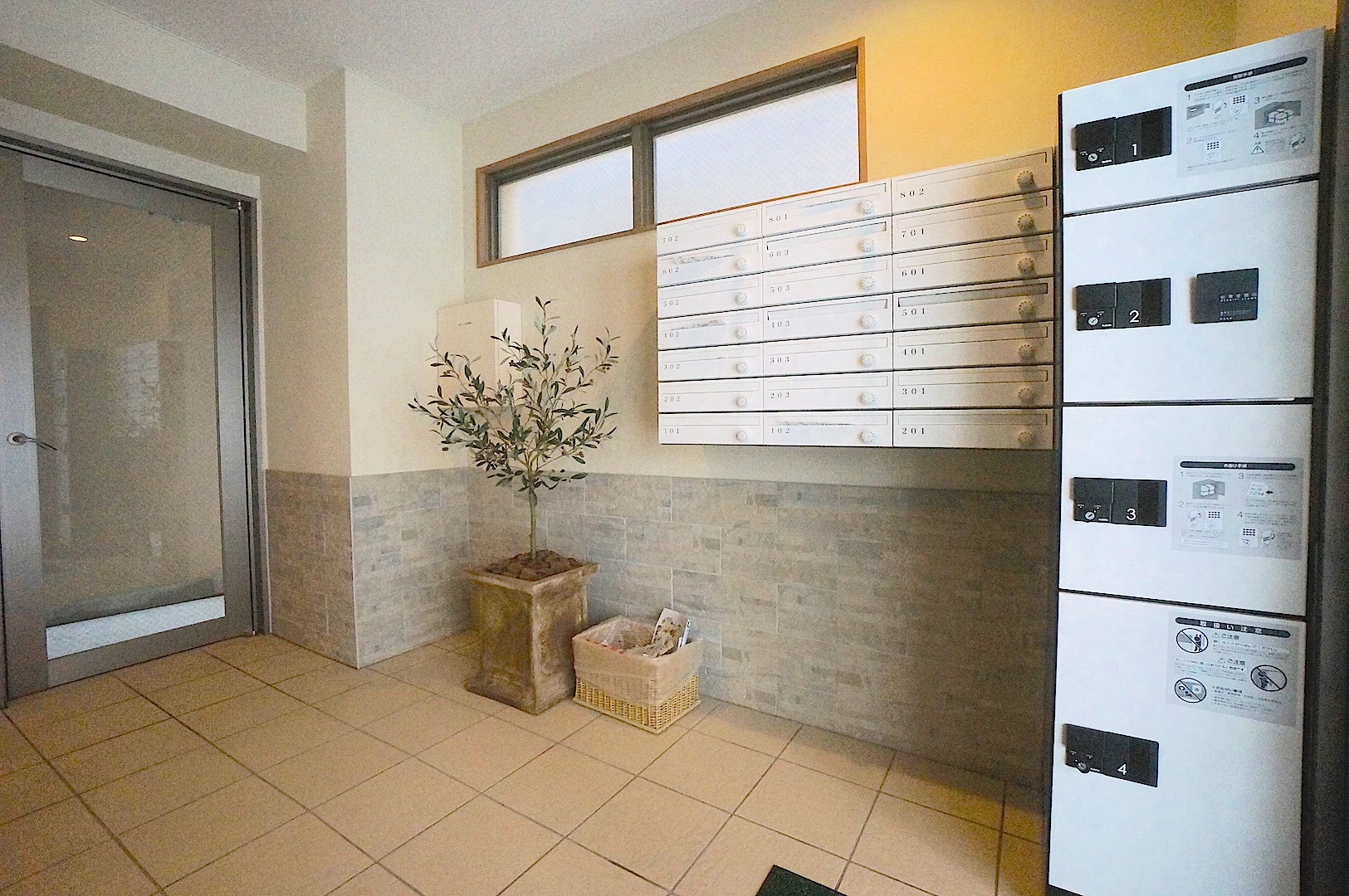 建物エントランス