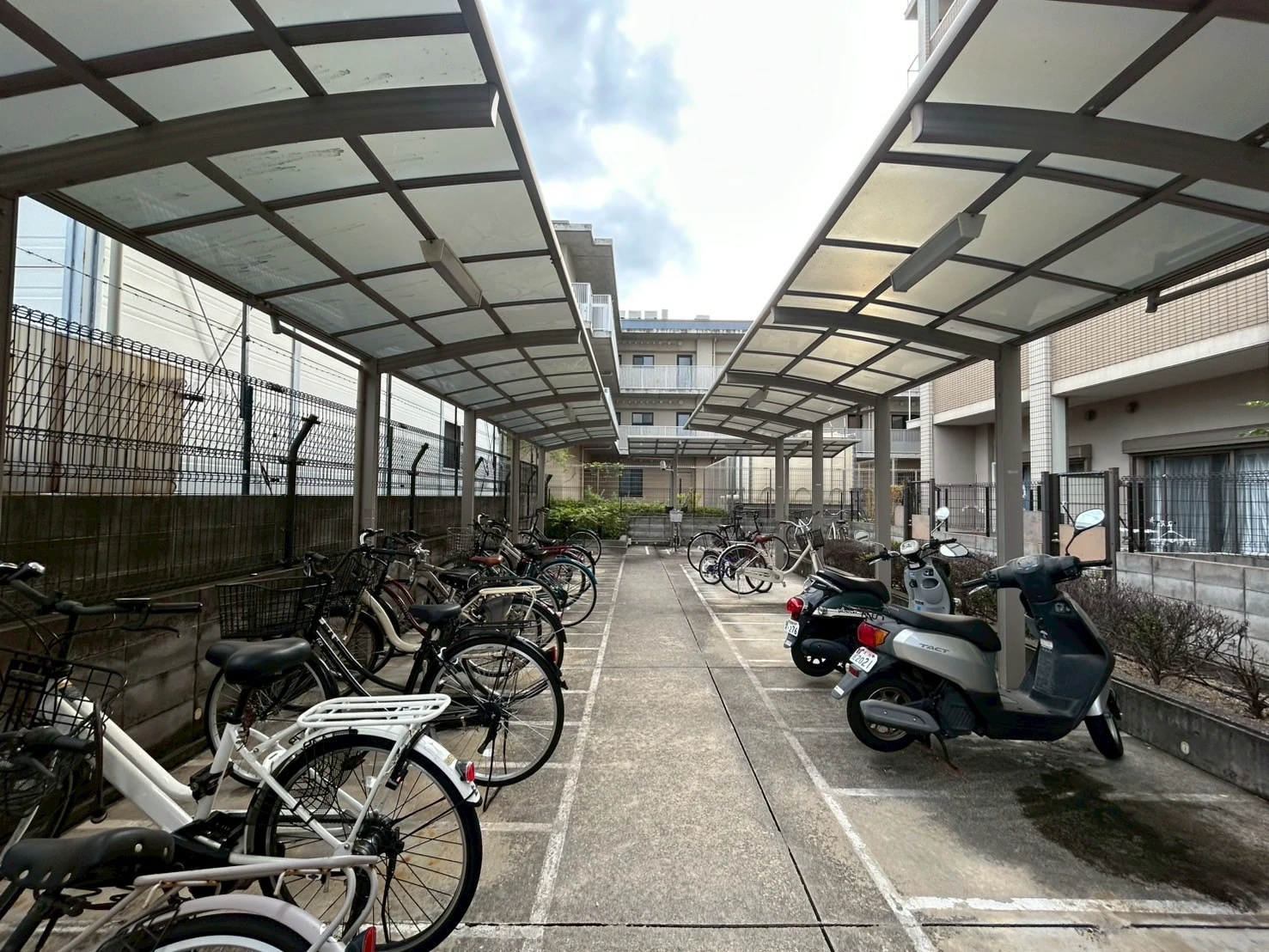 駐車場
