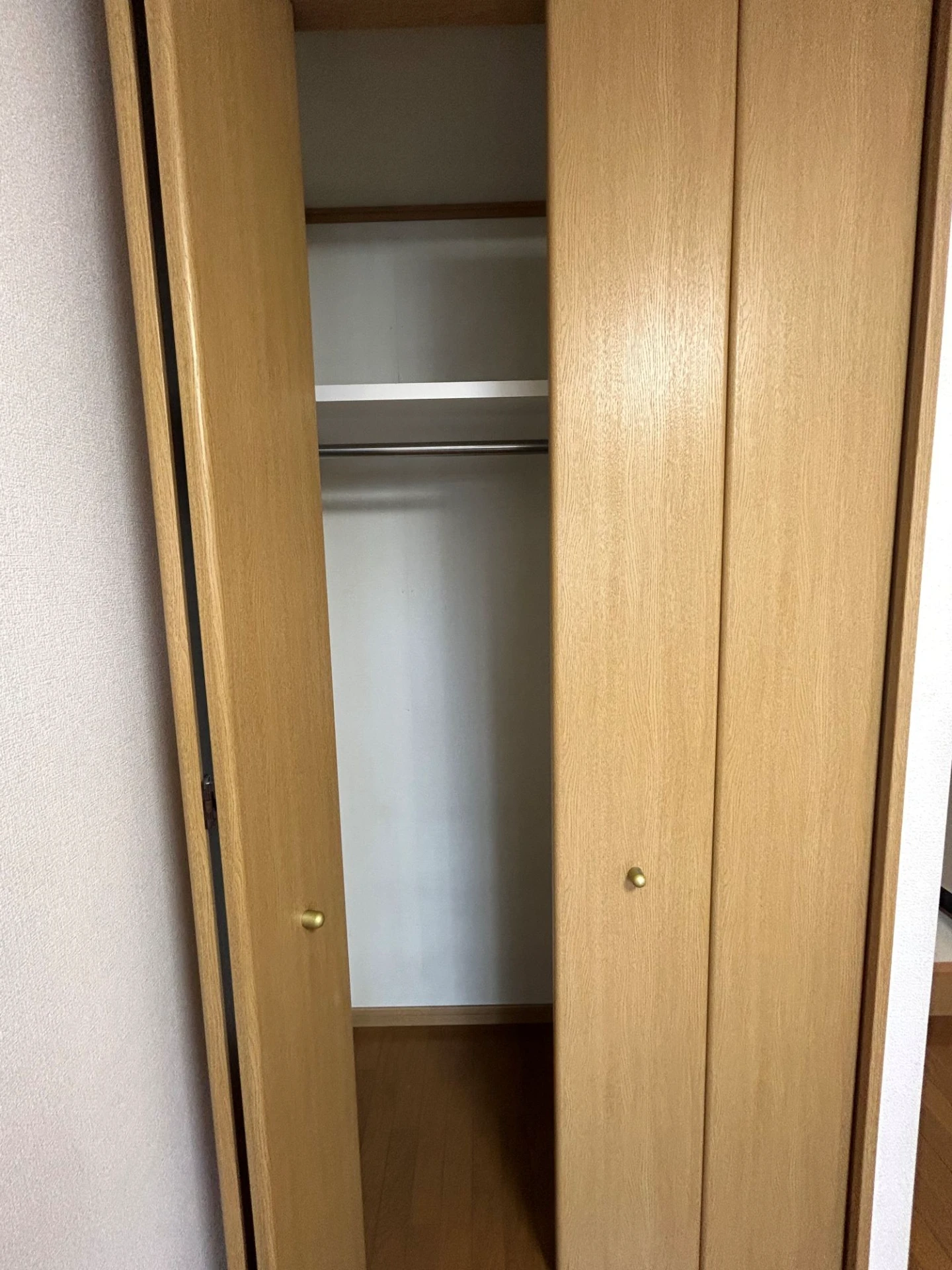 レジデンス米山 401 収納