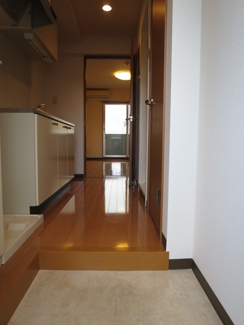 ドルトワール南笹口 406 玄関