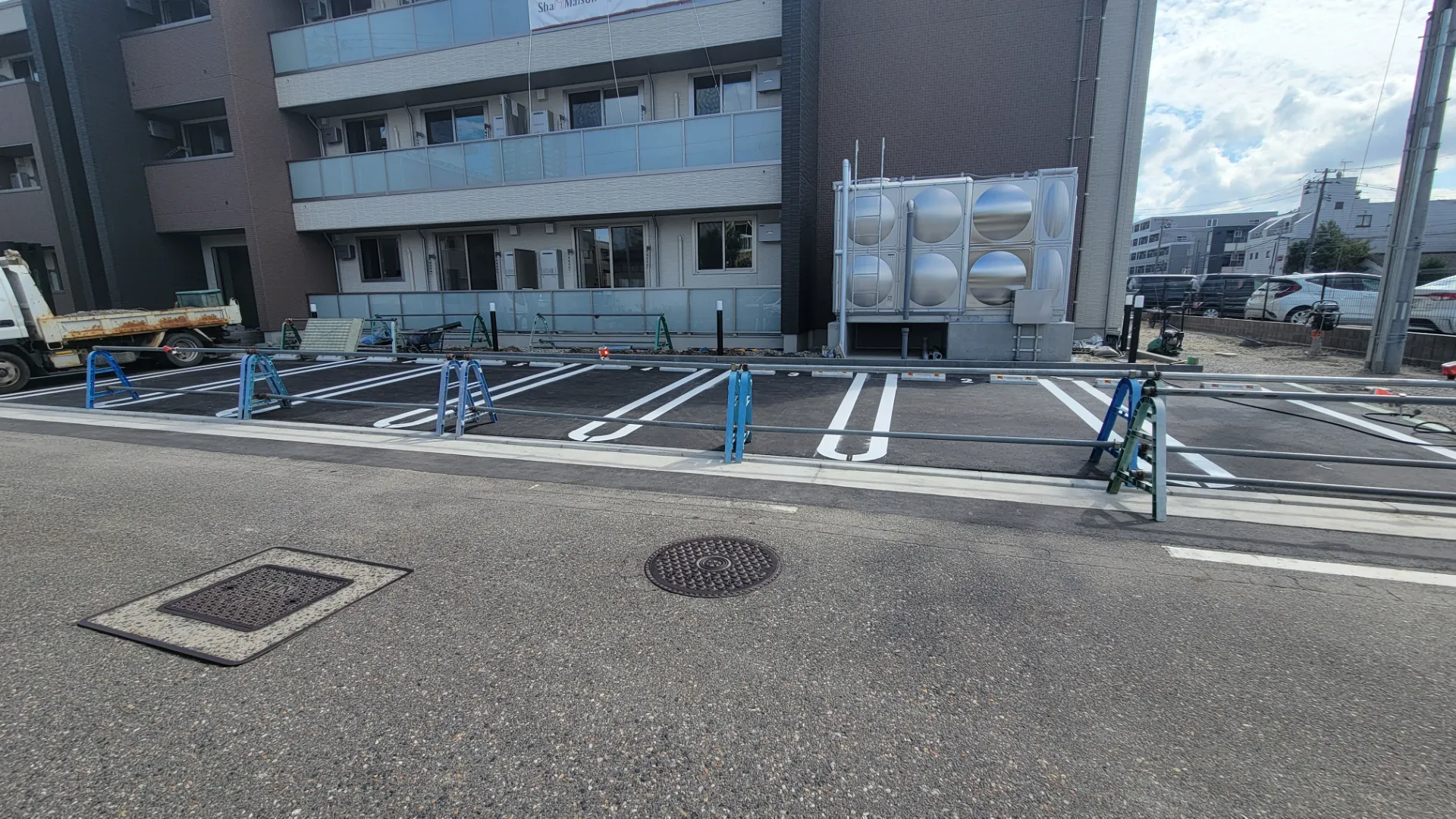 ＡＺＵＲ米山 101 駐車場