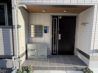クレスタ 202 玄関