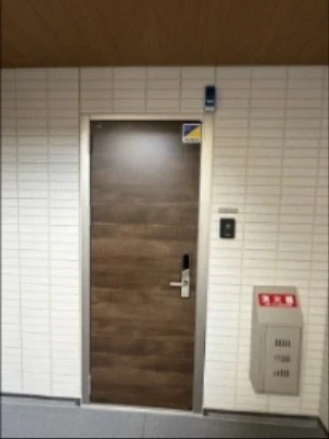 クレスタ 202 玄関