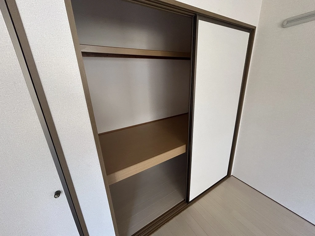 グランメール大野 Ｂ 102 収納