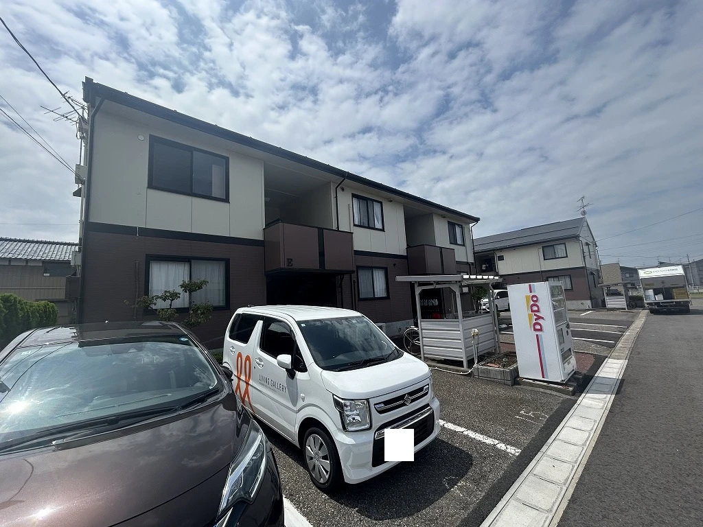 シャンドフレール黒埼 Ｄ/Ｅ E102 外観