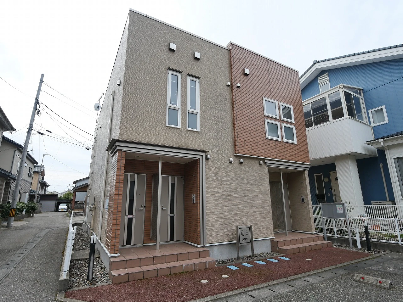 星六　弐号館 101 外観