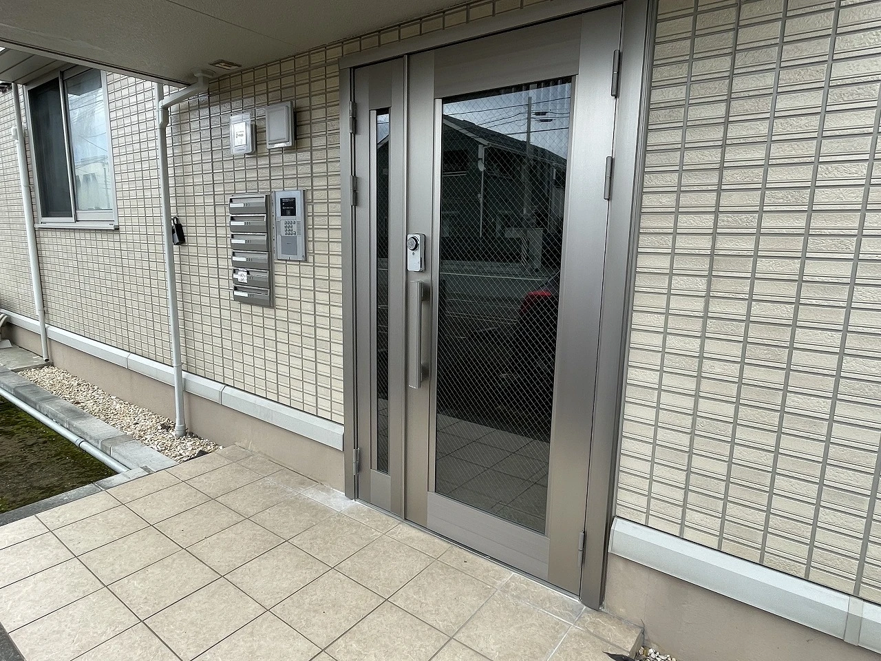 サンルーチェ 206 玄関
