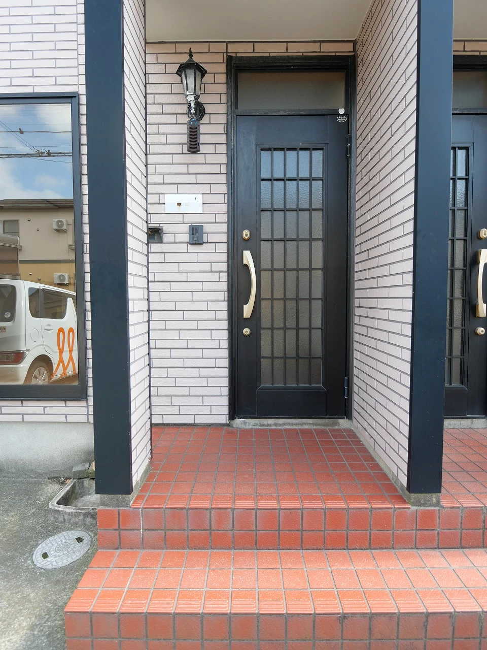 アトラクティブシェルター 1 玄関
