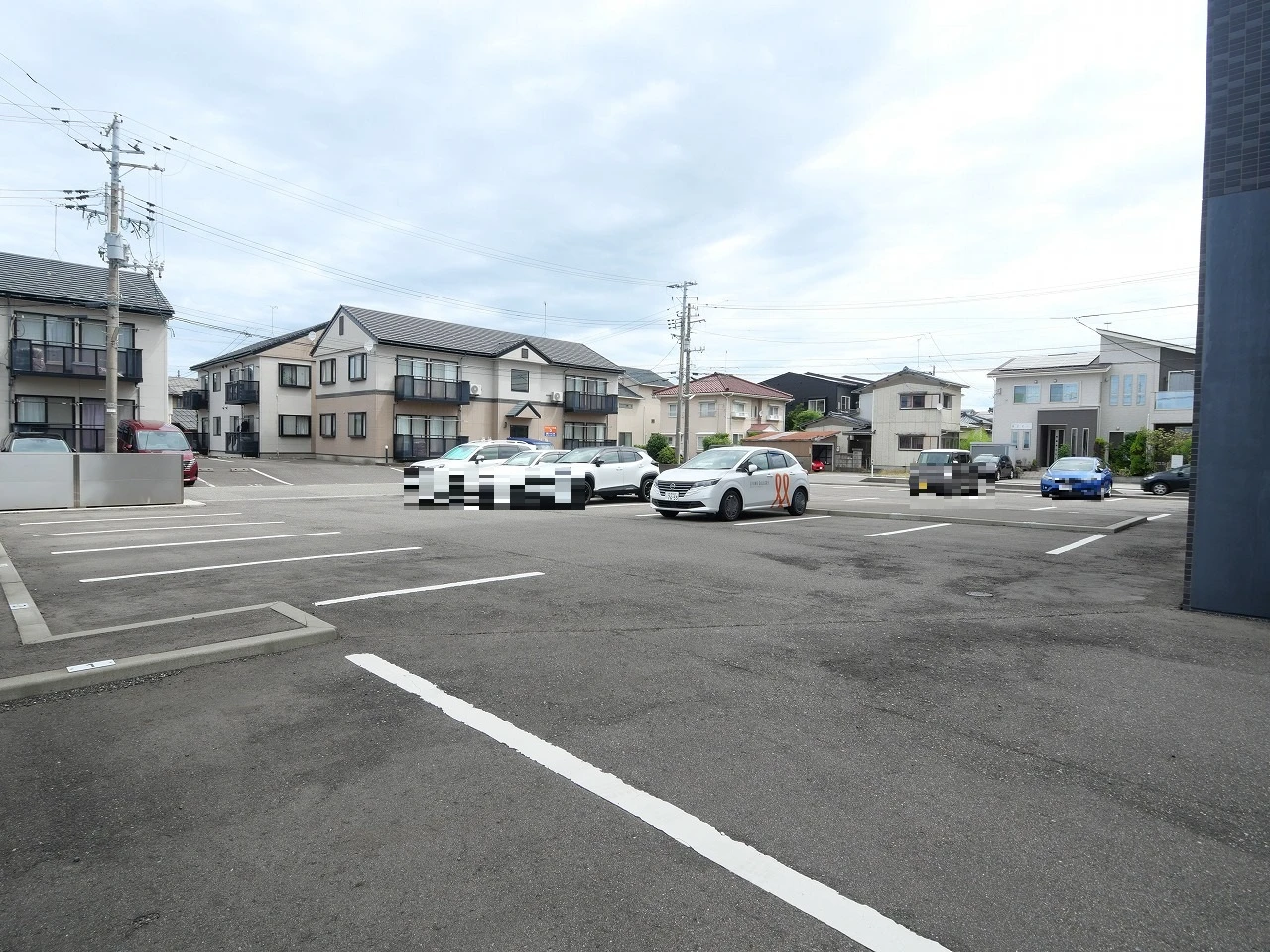 マイアナ 601 駐車場