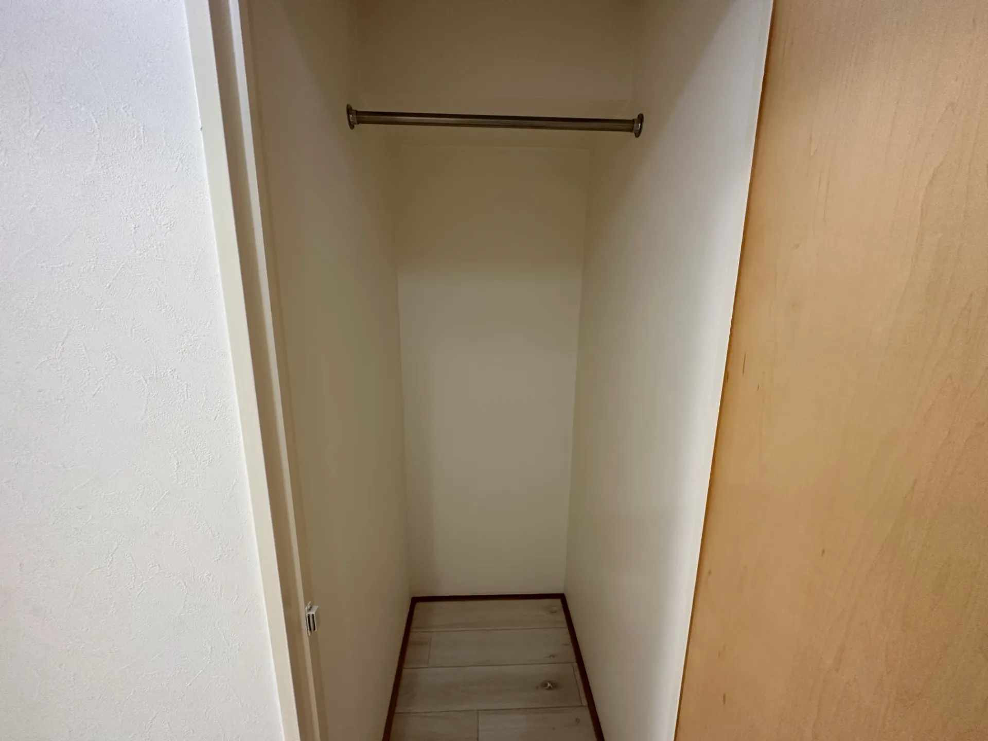 リバティープラザ本町 402号室 収納