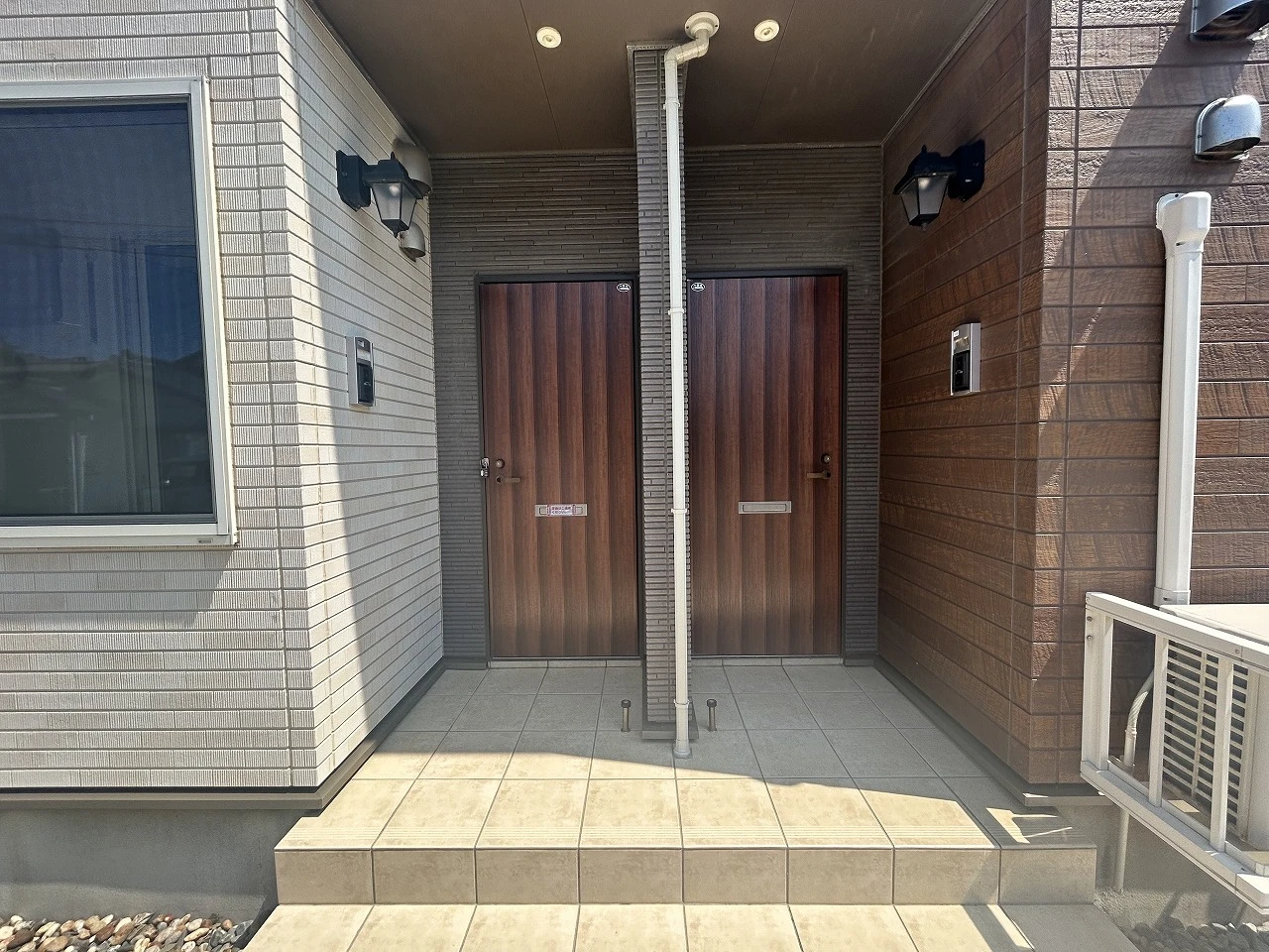 メゾン プラージュ 102 玄関