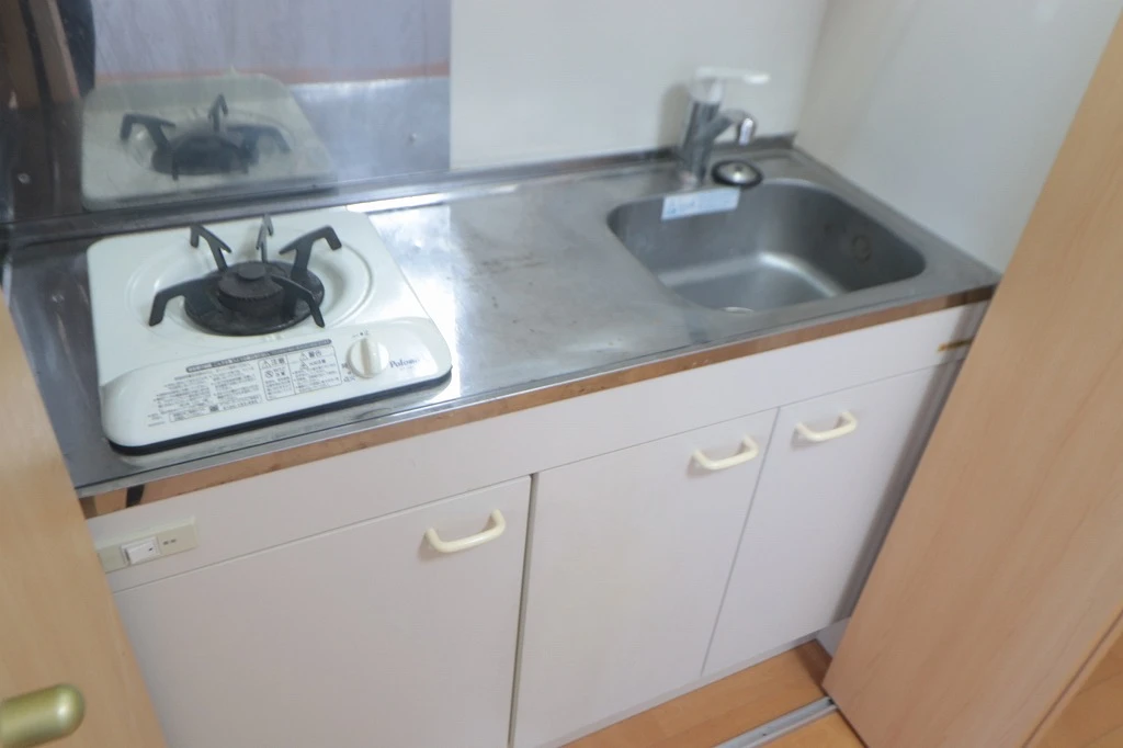 SUITE.HND 403 キッチン
