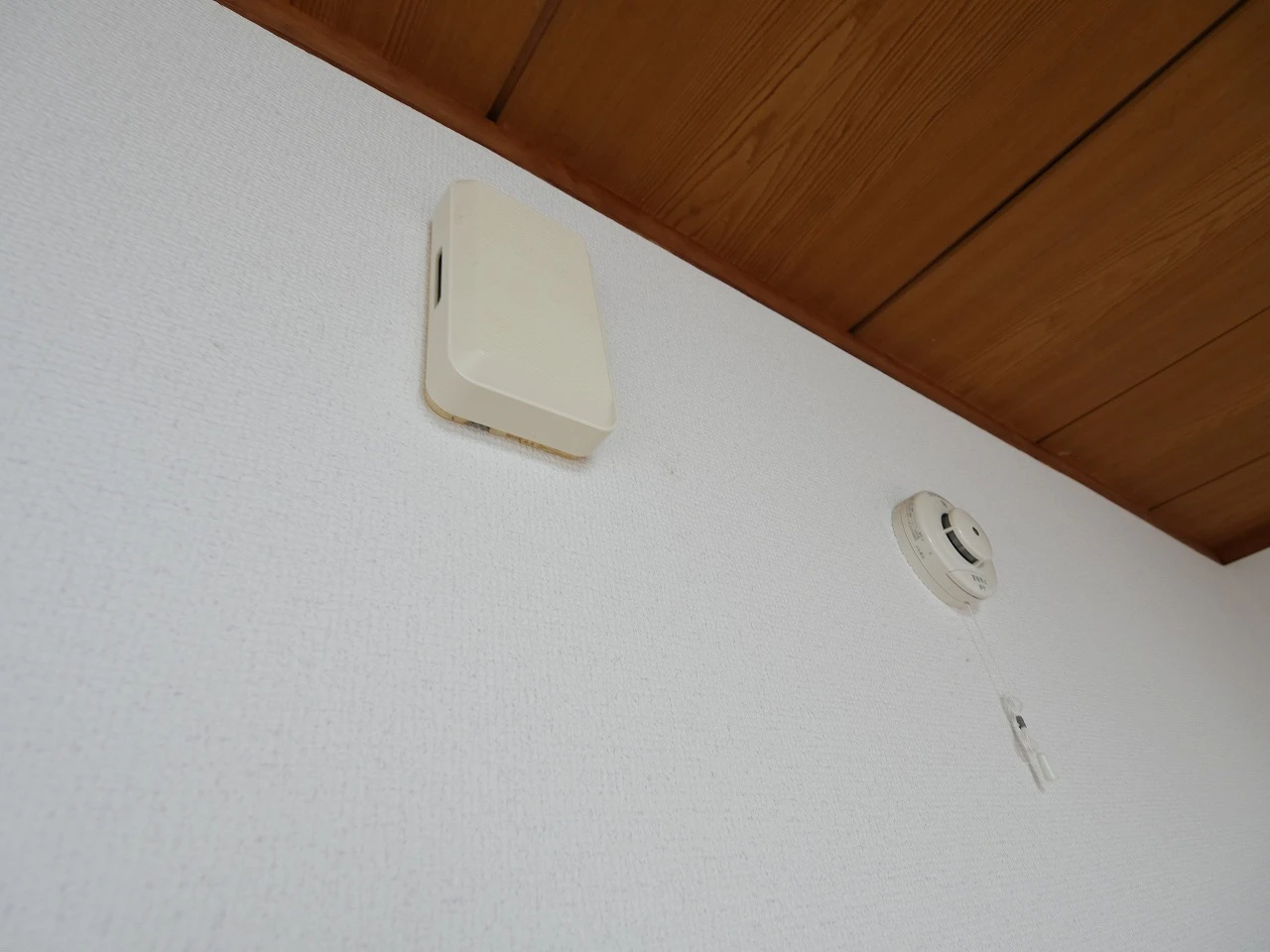 ハイツ神保 101 セキュリティ