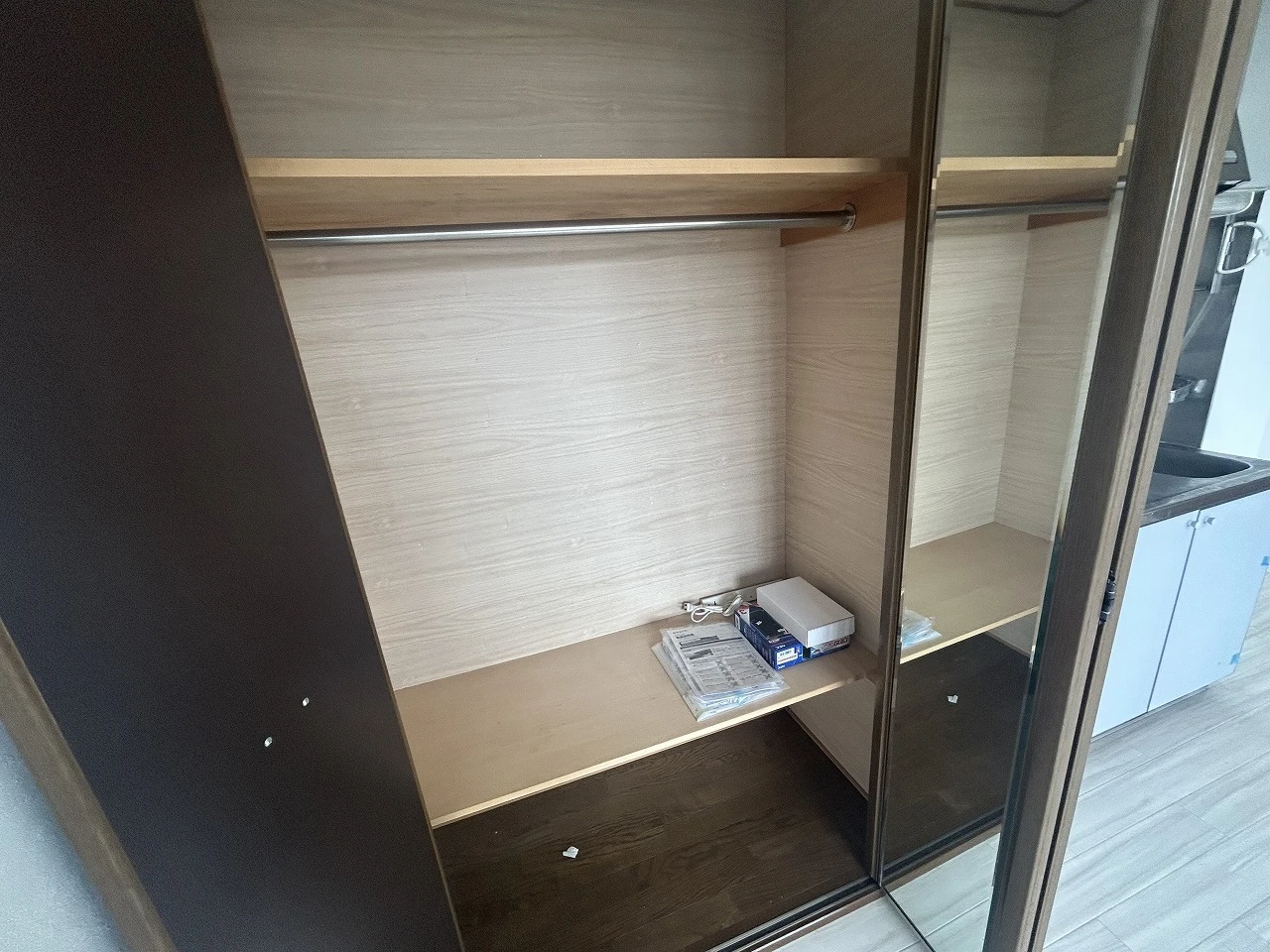 ライフ旭町 108 収納