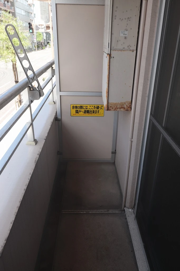 SUITE.HND 403 バルコニー