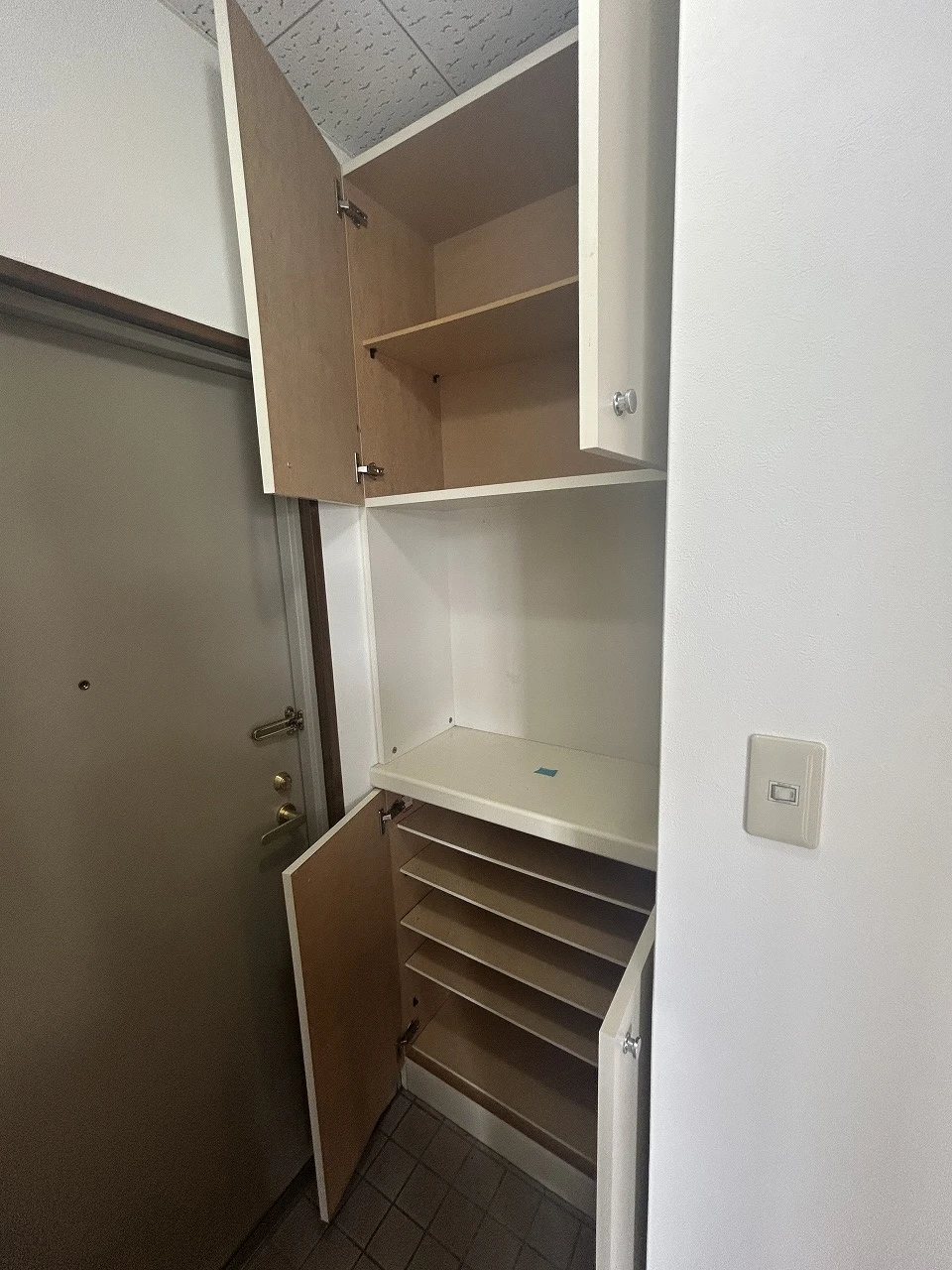 ライフ旭町 108 収納