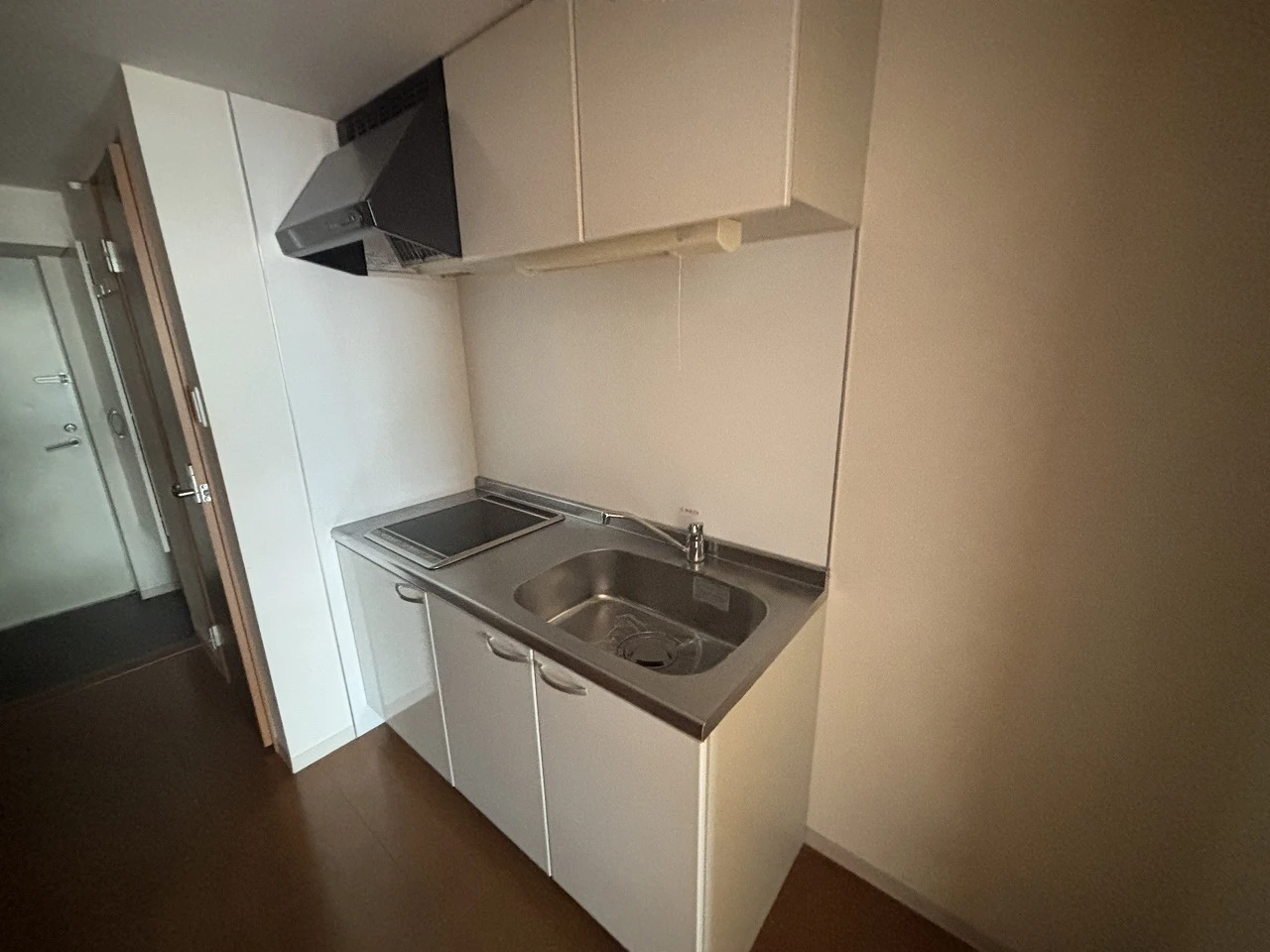 グレイスハイツ東中通タワー 503 キッチン