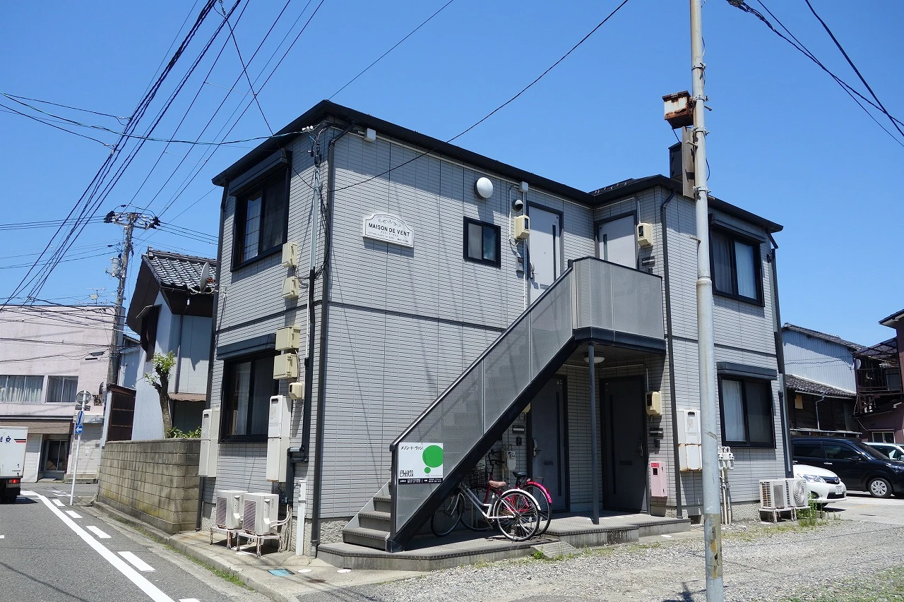 メゾンドヴァン 102 外観